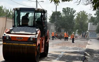 В понедельник в Симферополе стартует массовый ремонт дорог