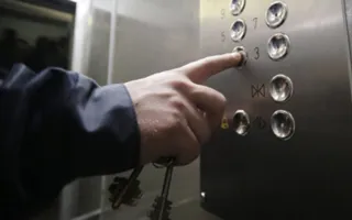 Симферополю не хватает финансирования на замену лифтов