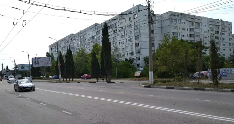 Севастопольцам сделали «сюрприз» — пересекли ПОР двойной сплошной 