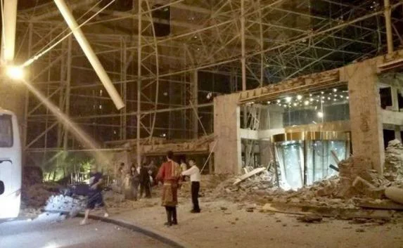 Землетрясение в Китае: разрушен отель с 2 тысячами посетителей 