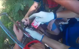 В Симферополе мальчик застрял в заборе Гагаринского парка