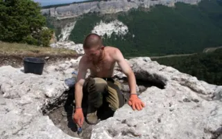 Алтарь, созданный в III веке до н.э. обнаружили археологи в Крыму
