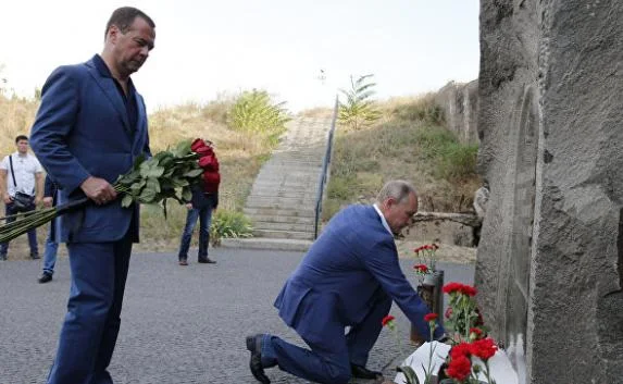 Визит Путина в Севастополь: самые яркие моменты (фото, видео)