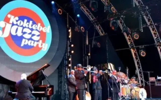Koktebel Jazz Party открылся выступлением новоорлеанского джаз-бэнда (фото)