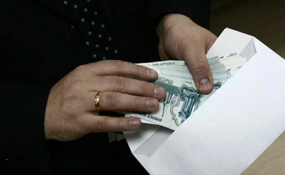Количество неофициально трудоустроенных россиян достигло рекордного значения