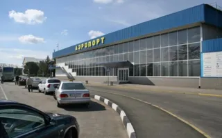 Новая парковочная система привела к транспортному коллапсу в аэропорту Симферополя 