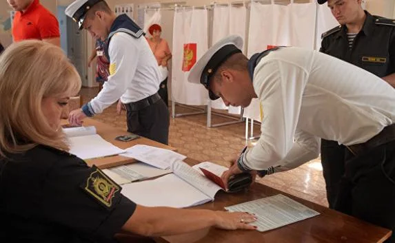 Наблюдателя от КПРФ удалили с выборов в Севастополе из-за нарушения