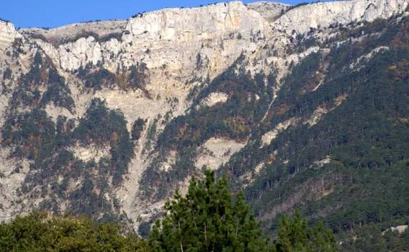 С крымских гор за день эвакуировали шесть туристов (фото)
