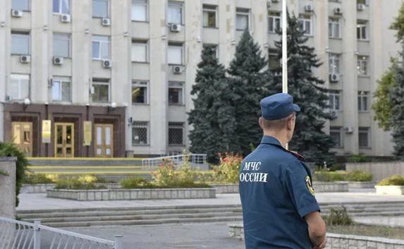 Сообщения о минировании зданий в Симферополе оказались ложными