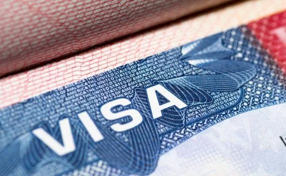 Посольство США в Украине предлагает россиянам получать визы в Киеве 