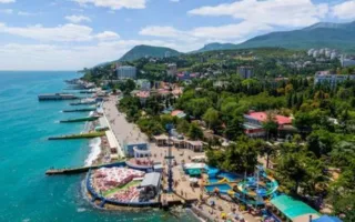 Алушта и Краснодон объявлены городами-побратимами