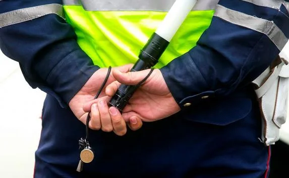 Бахчисарайца, незаконно перевозившего этиловый спирт, поймали на взятке