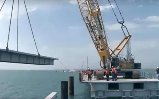 Порошенко грозится подать в суд на Россию из-за Керченского моста