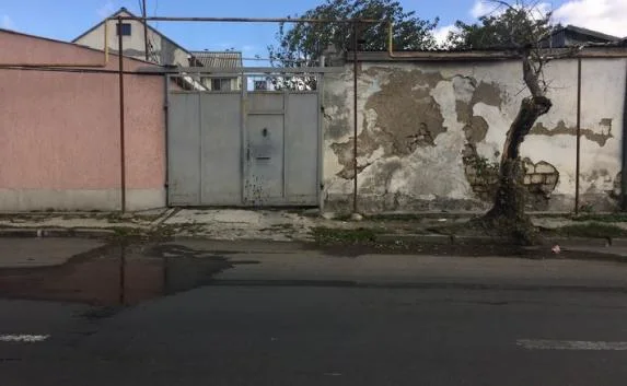 Жителей Симферополя оштрафовали за незаконный слив нечистот на улицы (фото)