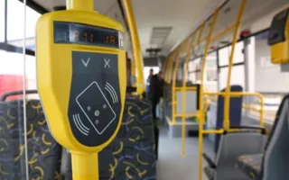 В общественном транспорте Севастополя в декабре появится возможность осуществлять безналичный расчёт 