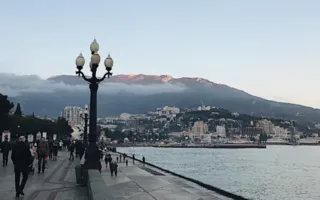 Жемчужина Крыма: как добраться до Ялты и что там посмотреть (фото)