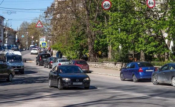 Севастополь обогнал Москву по количеству автомобилей 