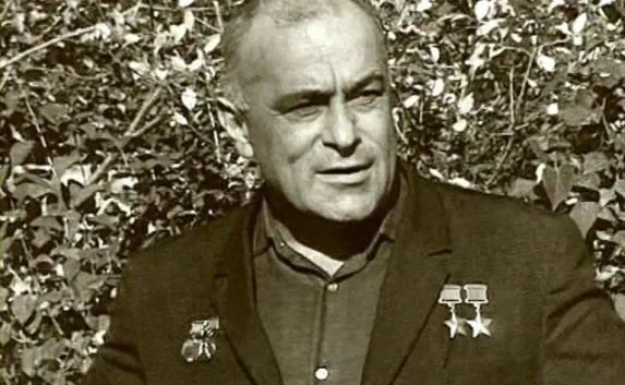 В Крыму отметили 97-ую годовщину со дня рождения Амет-Хана Султана