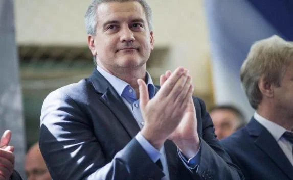 Глава Крыма готов выступить в украинском суде по делу о «госизмене»