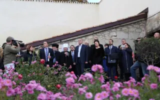 «Ханский дворец» отмечает вековой юбилей (фото)