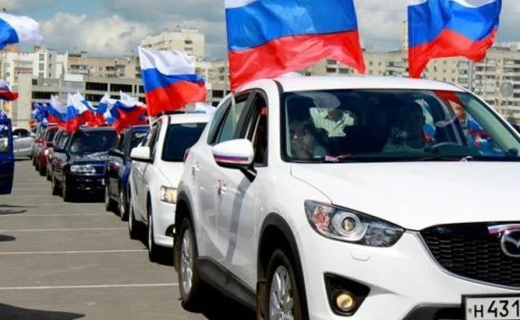 Участники автопробега в Севастополе в честь Дня народного единства устроят посадку деревьев