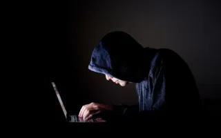 Система слежки ФСБ через мобильных операторов не работает в России