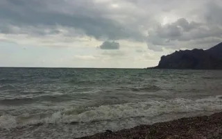 В Крыму порывистый ветер и до +15°: прогноз погоды на пятницу