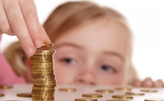 Минфин сократит число нуждающихся в соцпомощи и увеличит суммы выплат 