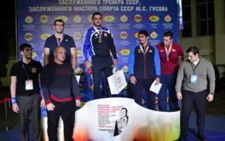 Победа алуштинского бойца, турнир памяти Егудина и визит УЕФА — спортивный дайджест Крыма