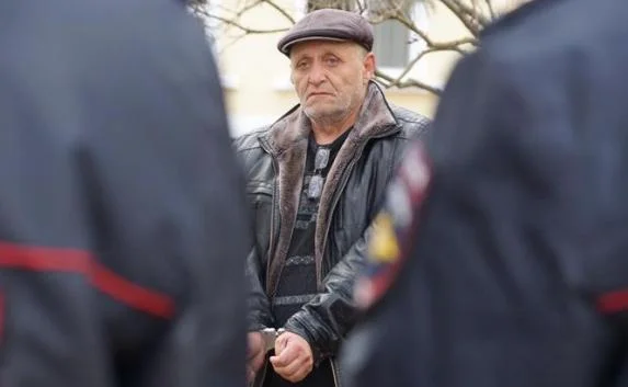 Задержанный за вымогательство представитель «Меджлиса» попал в реанимацию в Симферополе