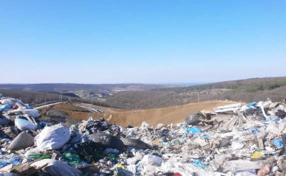 Власти Крыма выделили деньги на ликвидацию полигона ТБО в Ялте