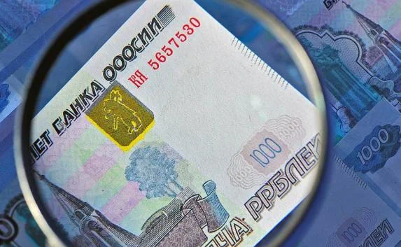 В Симферополе задержали студентку с фальшивыми купюрами