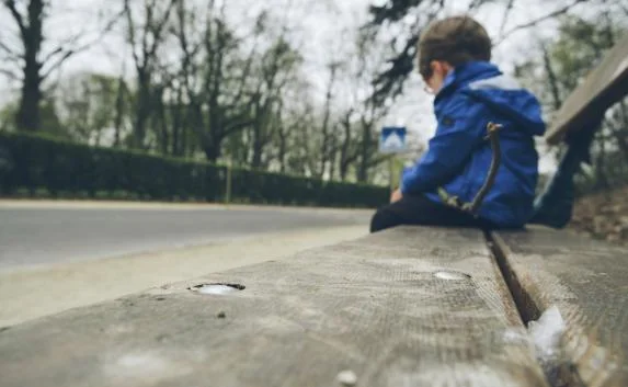 На трассе в Саках нашли 6-летнего ребёнка