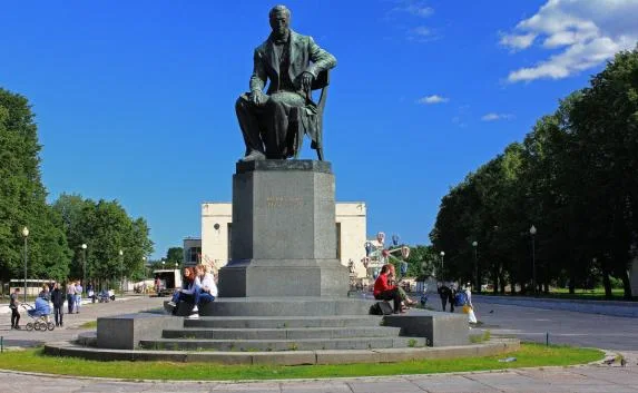 На набережной Салгира в Симферополе появится Грибоедовский сквер