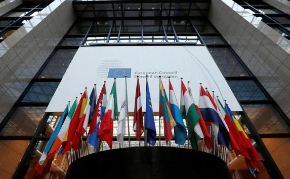 Евросоюз призвал Крым отпустить «незаконно задержанных» по делу о вымогательстве и хранении оружия