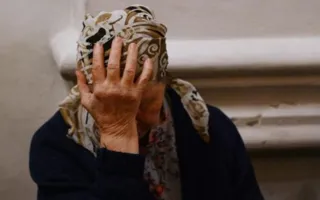 Крымчанин ограбил пенсионерку и избил её молотком 