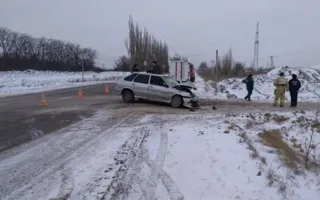 Под Белогорском столкнулись ВАЗ и бензовоз — пострадали трое (фото)