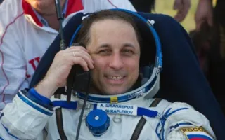Шкаплеров принял участие в первом космическом турнире по бадминтону