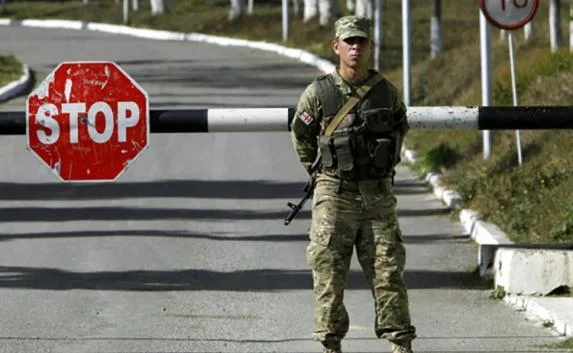 Украинец трижды пытался проникнуть в Крым, минуя алименты