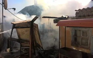 При пожаре в Кировском районе Крыма взорвался газовый баллон (фото)