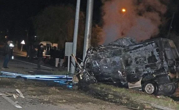 17 погибших нелегалов в Турции и марсианский парашют «Роскосмоса»: новости мира (фото, видео)