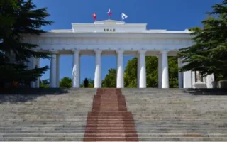 Директор «Севморпорта» открестился от рыбного рынка на Графской пристани