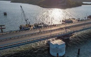 На Крымском мосту установят 38 очистных сооружений