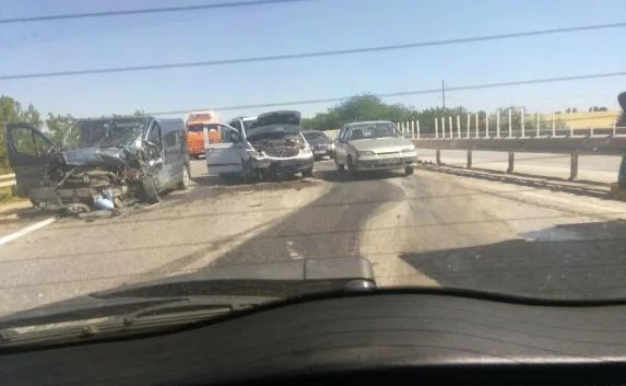 Крупное ДТП парализовало трассу «Джанкой — Симферополь» (фото)