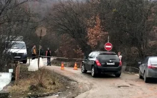 Обвалы не страшны: крымчане прорвались на Ай-Петри (фото)