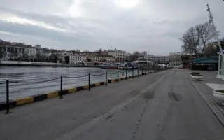 Банкротство «Севморпорта» угрожает малому судоходству Севастополя (фото)