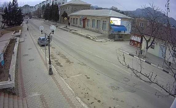 Общественную парковку в Судаке отдали под гостиницу «тезке» Серовой (фото)