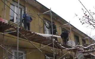Пограничники задержали больше 10 азиатских нелегалов на стройке в Старом Крыму (видео)