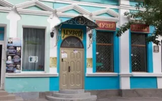 Администрация Феодосии требует освободить здание музея денег ради открытия кафе 