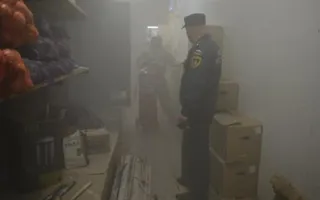 В Севастополе горел ТЦ «Московский» (фото)